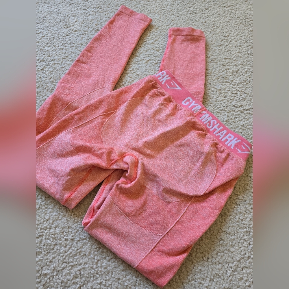4/$20 Gymshark Coral Pink Leggings Size XS-Small